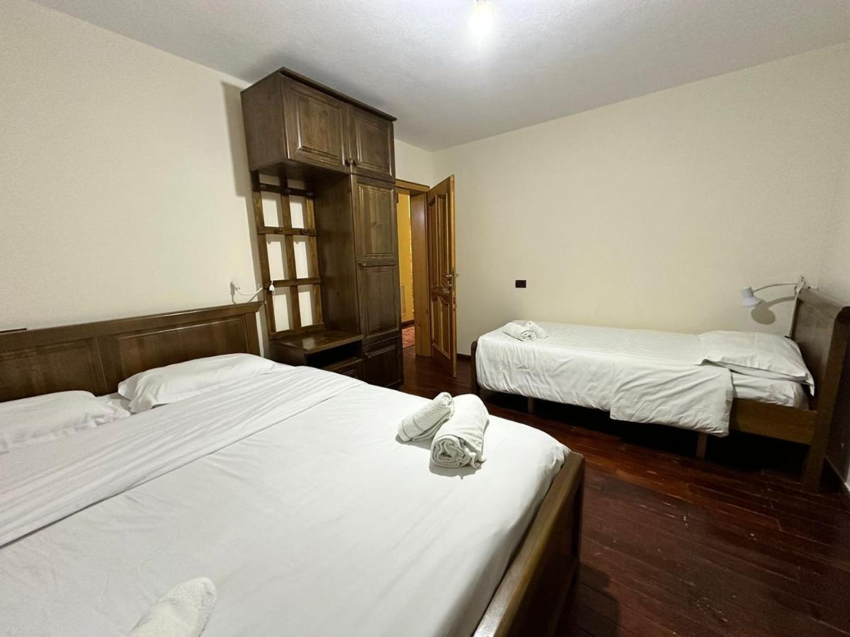 Residence Quku Valbones מראה חיצוני תמונה