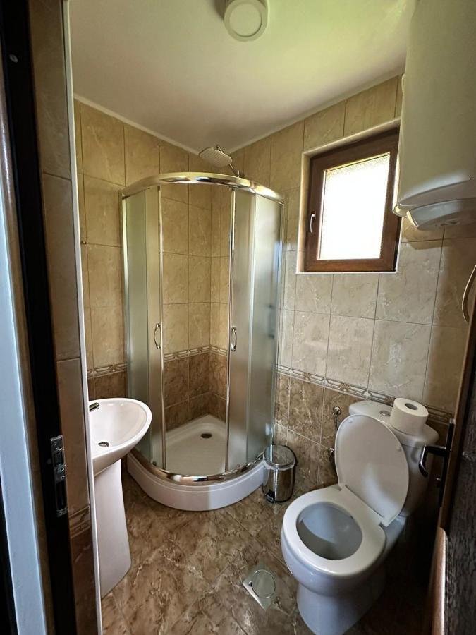 Residence Quku Valbones מראה חיצוני תמונה