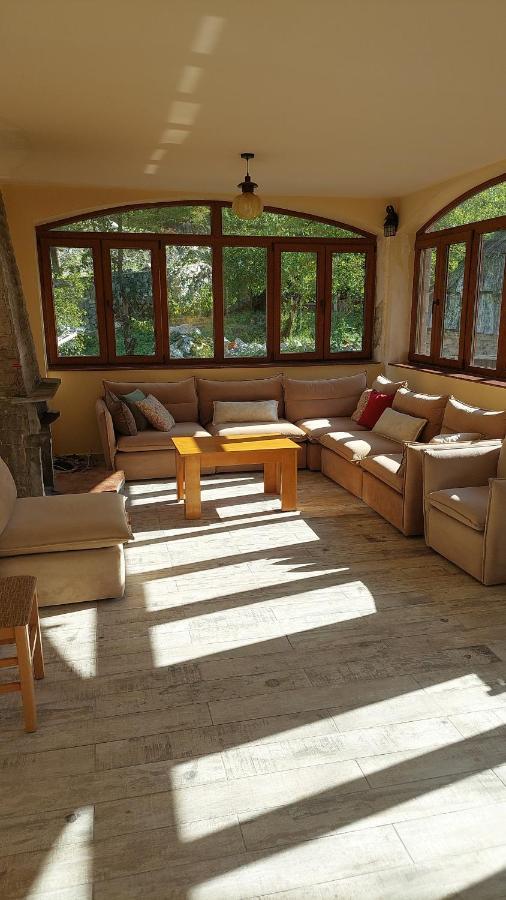 Residence Quku Valbones מראה חיצוני תמונה